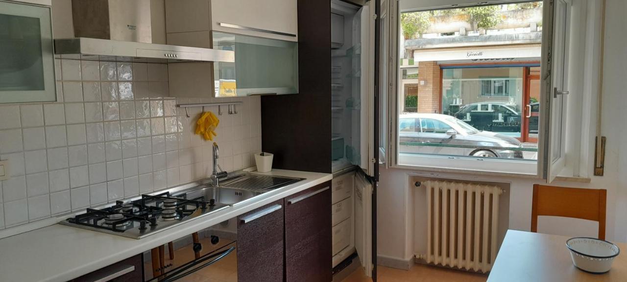 Numana Centro A 500 Mt Mare, Trilocale Con 2 Camere A Letti Piani, 1 Posto Auto Dış mekan fotoğraf